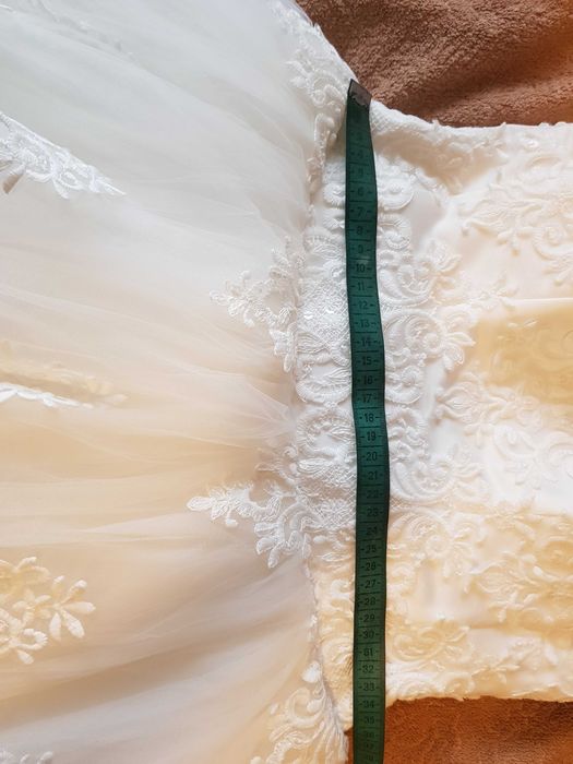 Сватбена дълга рокля тип принцеса