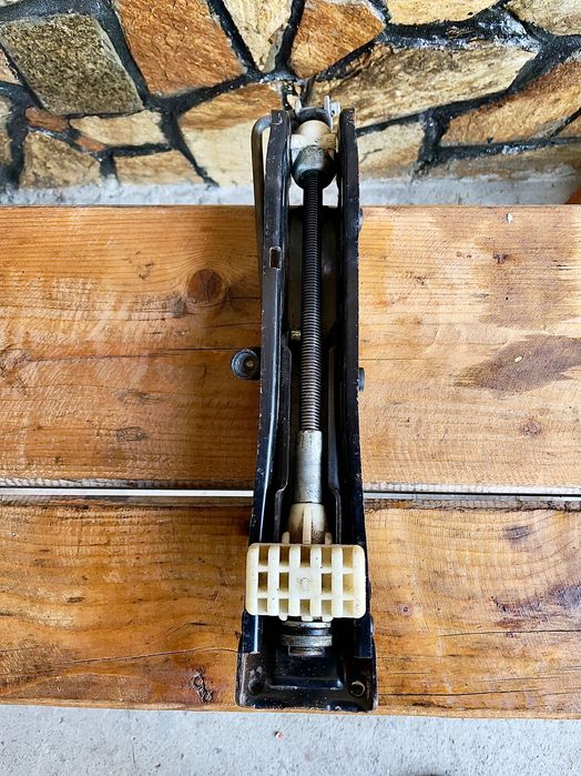 Предни пружини и крик за бмв е46