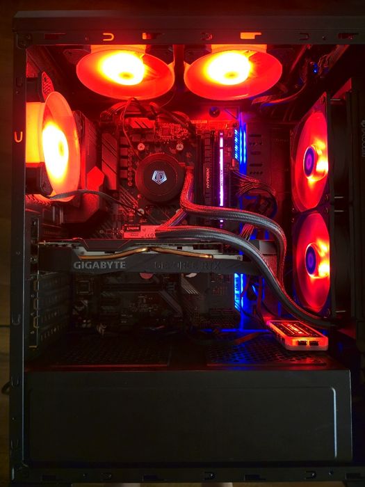 PC Gaming Complet Ready to Play – Ryzen 5 3600 | RTX 2060 6GB | 24GB RAM |Răcire pe apă AIO |Monitor Samsung 24" IPS + Tastatură HyperX