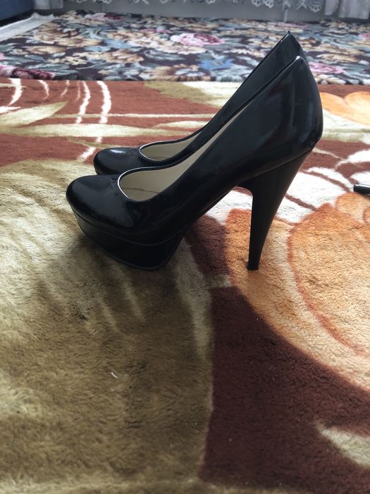 Продам туфли нормальные