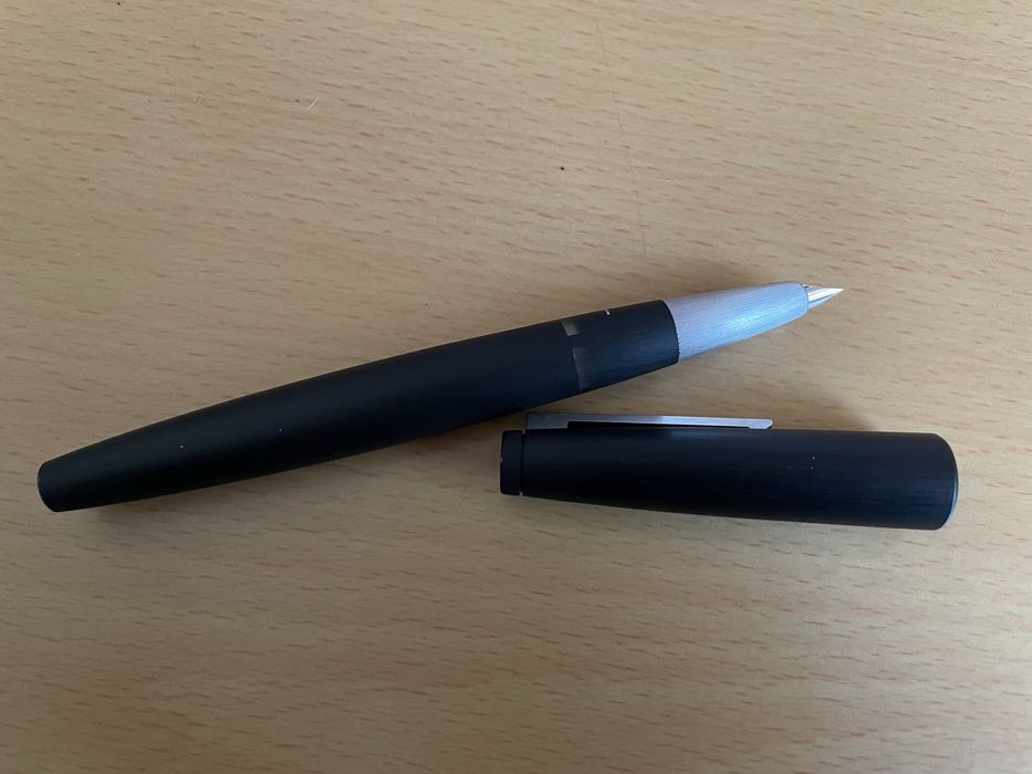 Писалка Lamy 2000 - 14 к златен писец, като нова