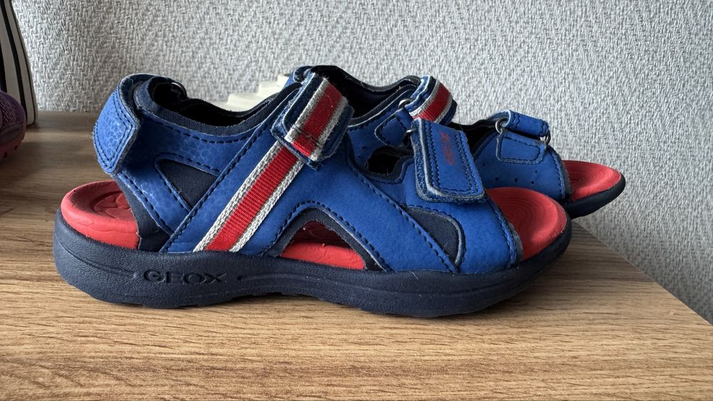 Детски сандали Geox номера 29,30