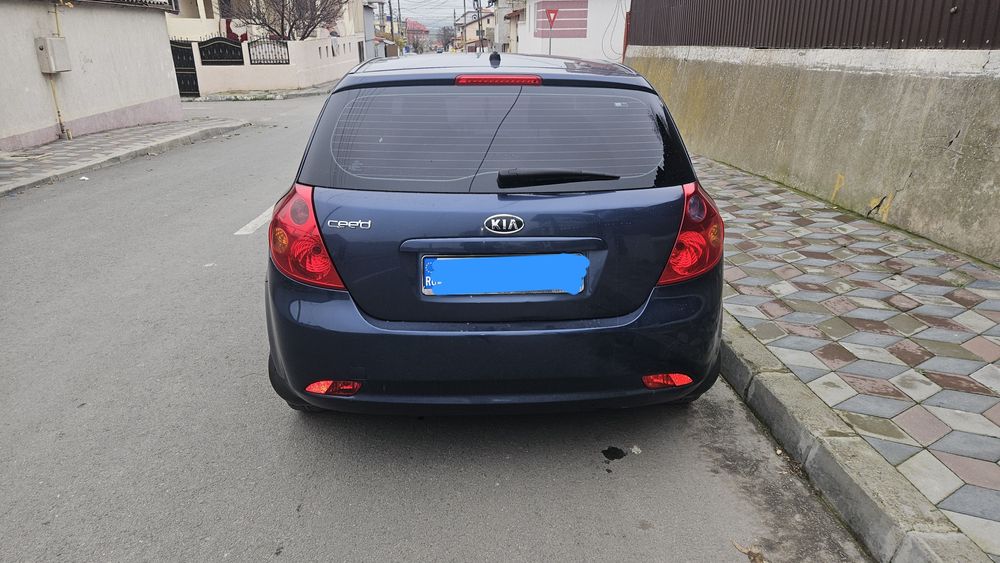 Vand Kia Ceed 1.4 benzina, 109 CP, 190250 km