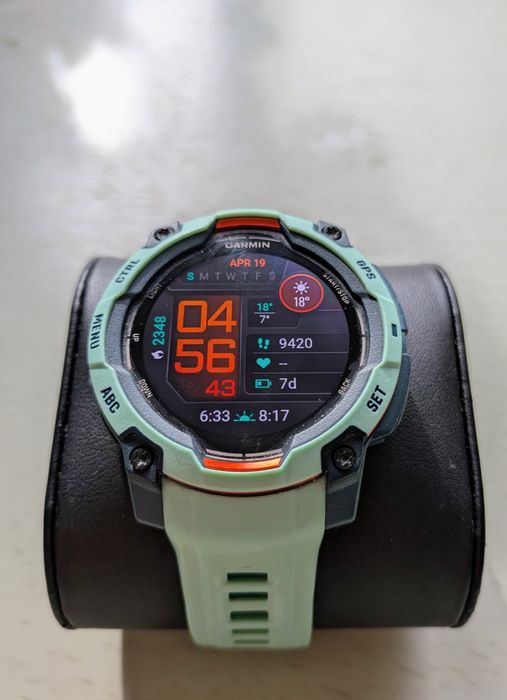 Garmin Instinct 3 45 mm AMOLED