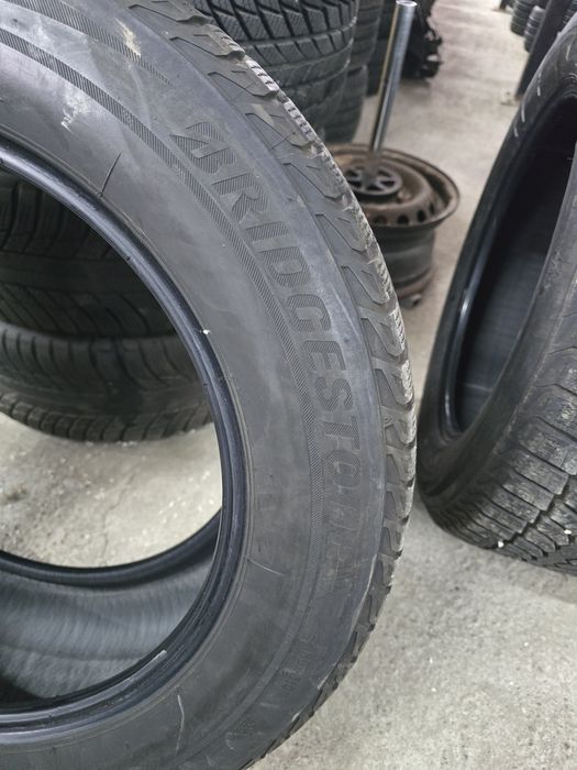 4 Броя 225/60/17 Bridgestone 2x6,5mm 2x6mm