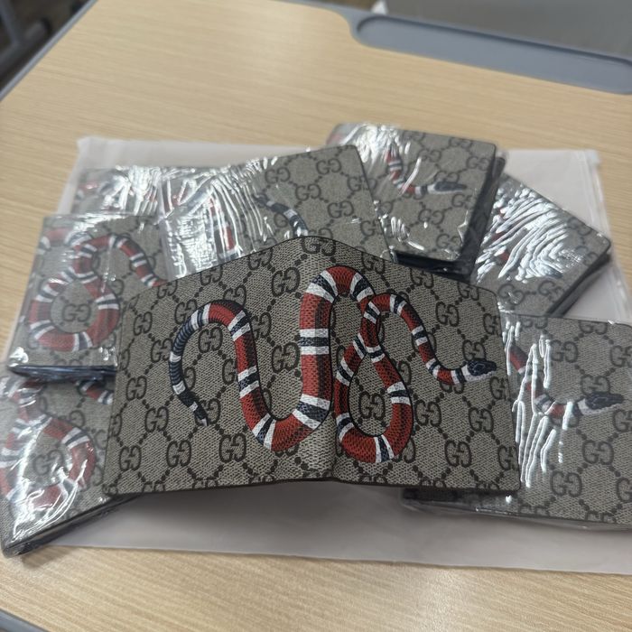 Vand portofel Gucci