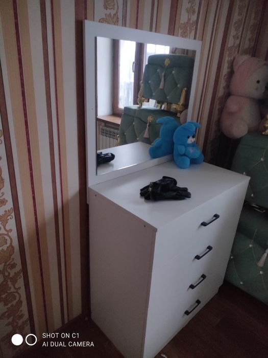 Шифанер  Спалный Комод