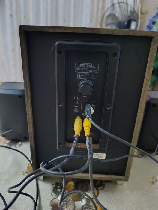 Microlab original ferma ovozi basi kuchli