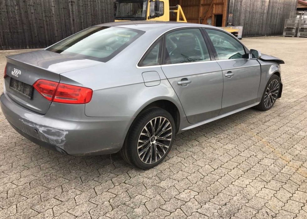 Audi A4 B8 2.0TFSI Multitronic Ауди А4 Б8 2.0ТФСИ Мултитроник