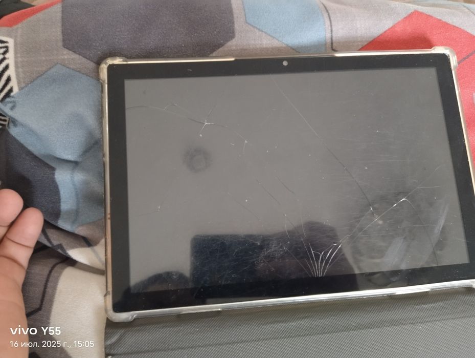 Продам планшет срочноо