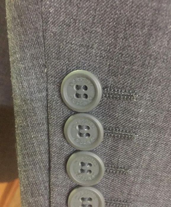 Костюм мужской .