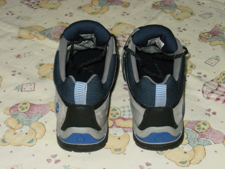 TIMBERLAND GORE-TEX оригинални за момче 37,5