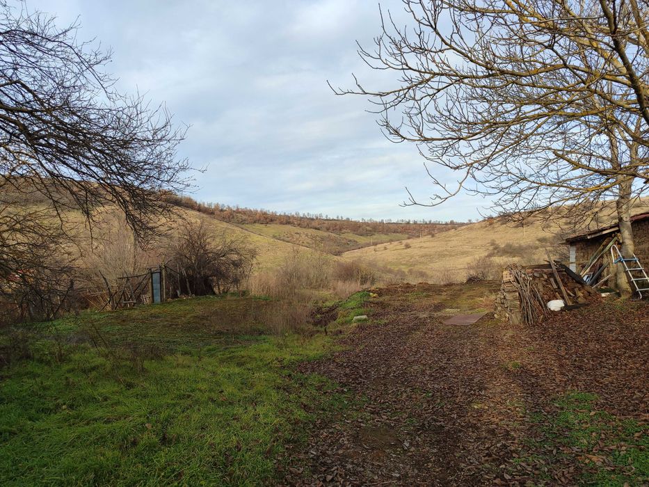 Парцел в Каменци