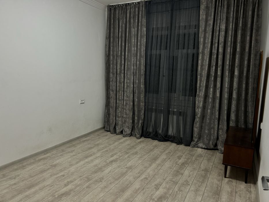 Слается 2х комн квартира