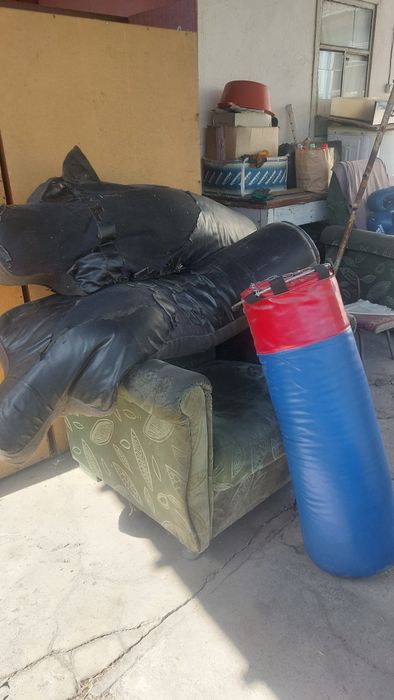 Продам спортивный инвентарь