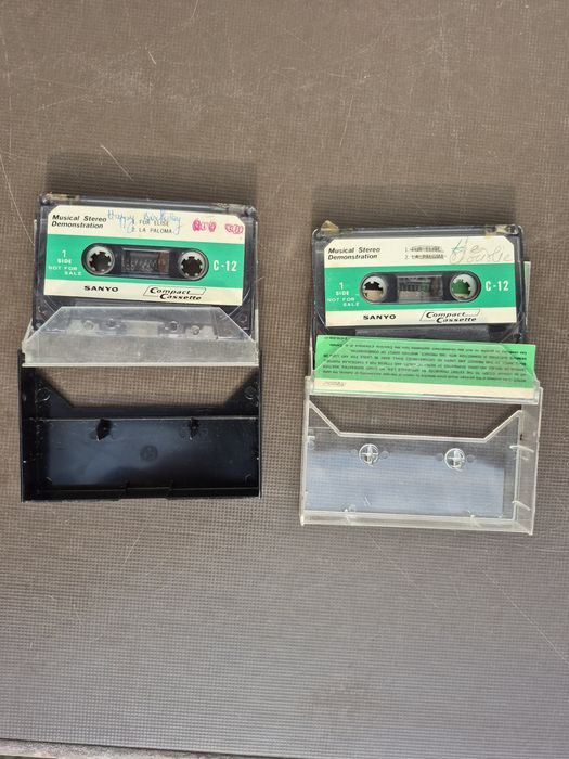 Vând 10 casete audio originale Sanyo & Sony muzica Grecesca & clasica  de 12-60-90 minute foarte bune pentru reinregistrare