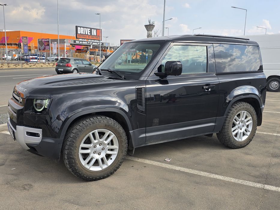 Land Rover Defender 90