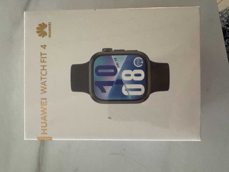Smart Часовник Huawei Watch Fit 4 Чисто Нов Неразопакован Черен и Бял