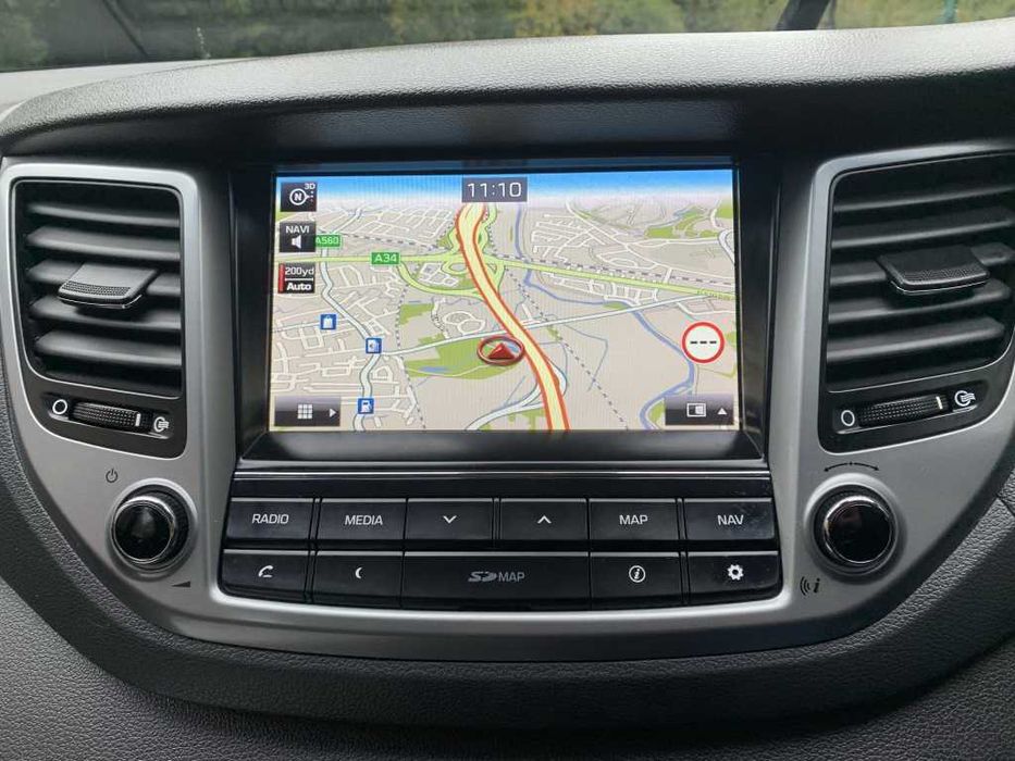 Instalez soft GPS, harti de la distanta. Activez AndroidAuto. Vand GPS
