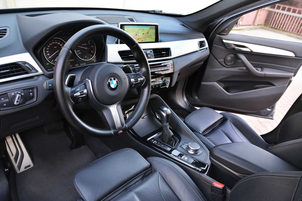 BMW X1 / M-PAKET / Automat / Harman Kardon / Keyless / Panoramic