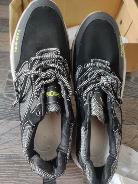 Кросовки 45 размера