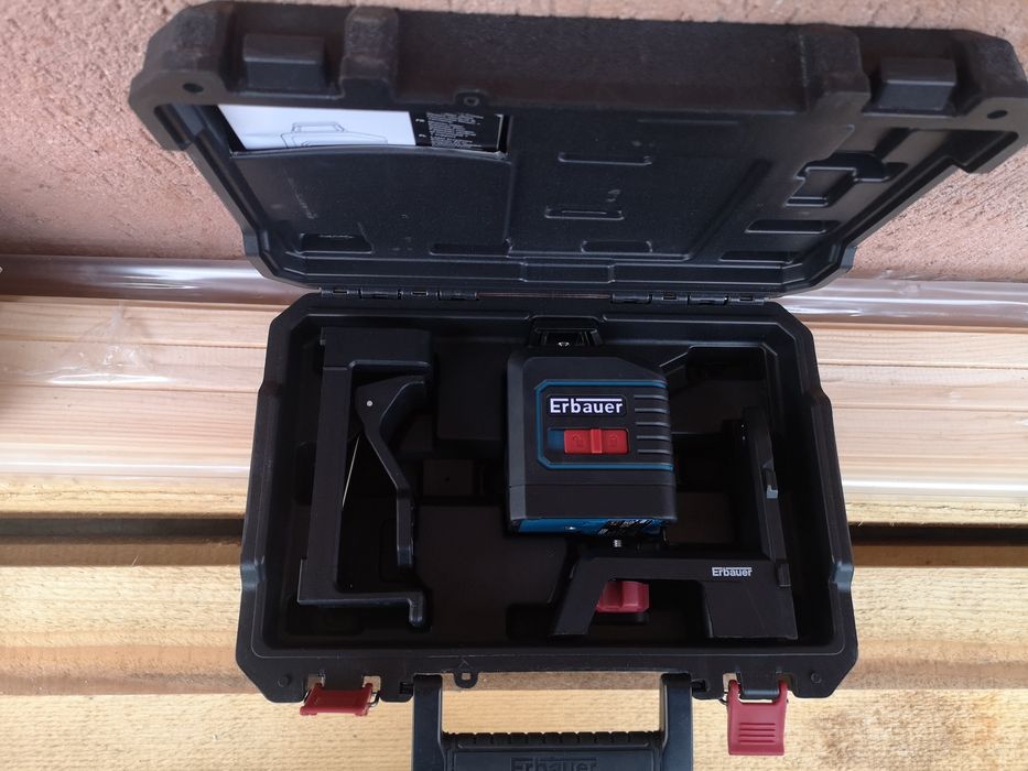 Nivel laser Erbauer