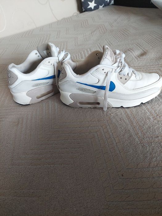 Маратонки найк номер37.5