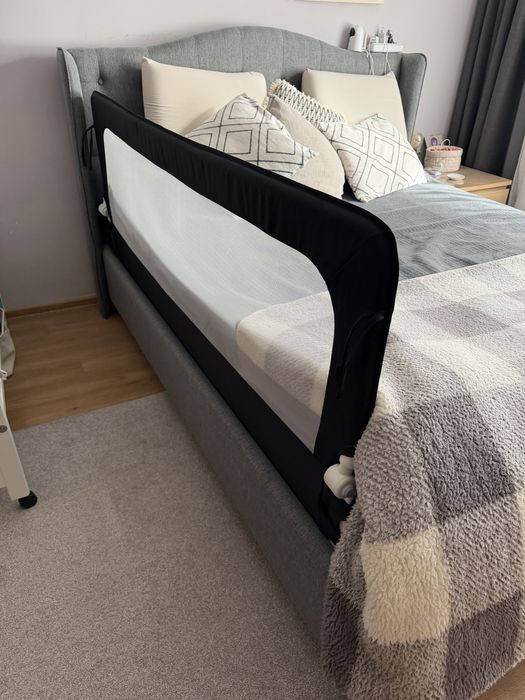 Сгъваща се предпазна преграда за легло