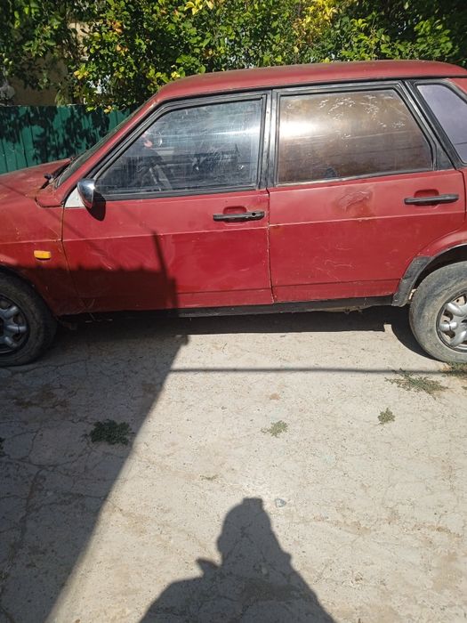 продамВаз 21099  в среднем состоянии