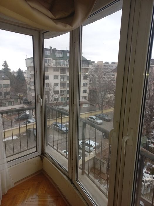 Продавам алуминиева дограма и отделно стъклопакети