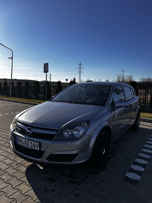 Vând Opel Astra H
