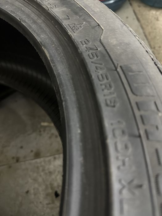 Авто шины 245/45R18 (2шт)