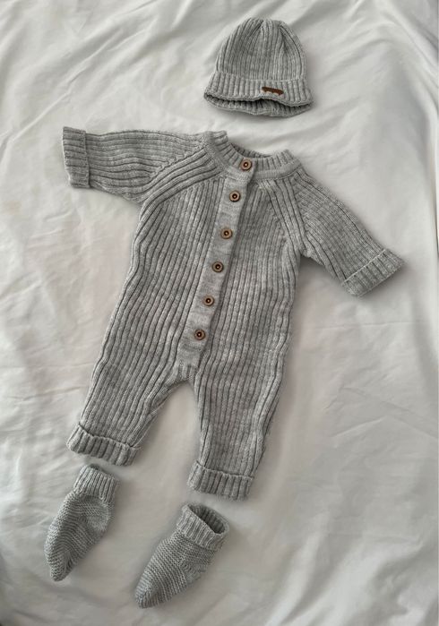 Детские комбезы на весну