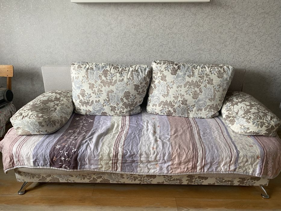 Продам диван б/у