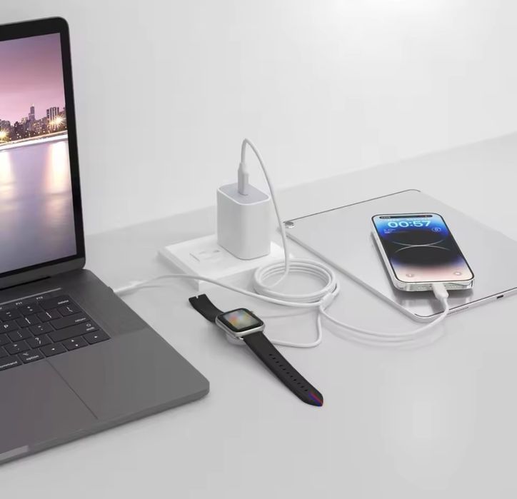 Мултифункционален заряден кабел с 3 различни порта