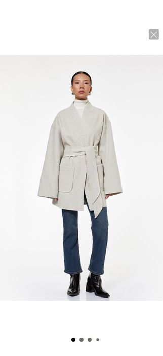 Чисто ново дамско палто с етикет