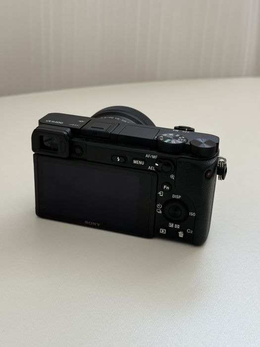 Камера Sony a6400