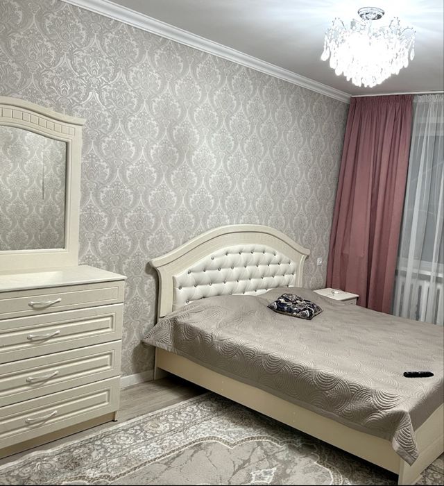Продаетая гарнитур спальний