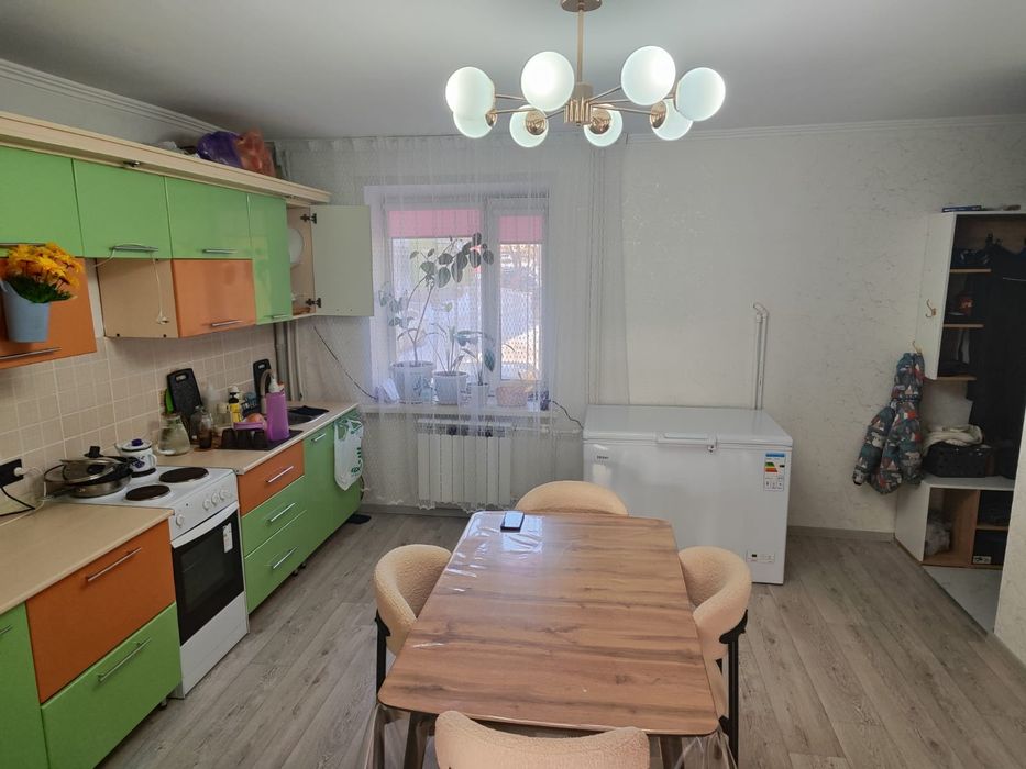 Продается 2х комнатная квартира.