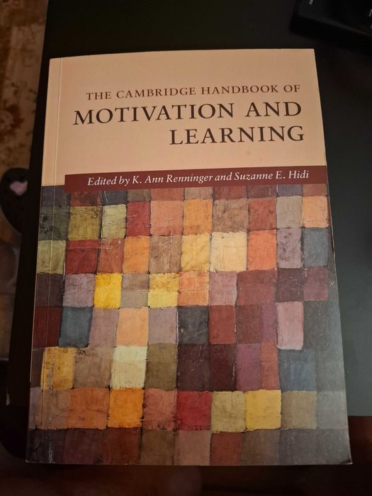 Carte Cambridge Handbook of Motivation and Learning