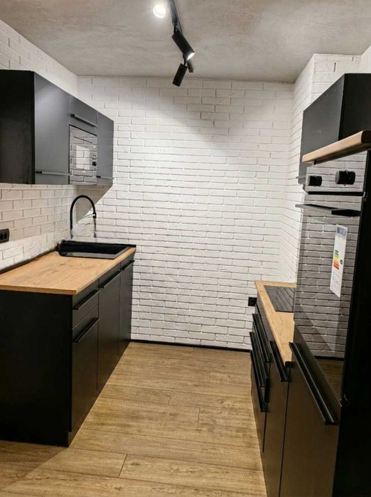 Дава се под наем Тристаен апартамент в София, Младост 1 - 106 кв.м за 997.05 € - Снимка #3