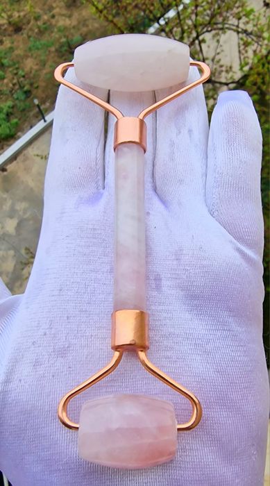 Гуаша Роллер Розовый кварц.