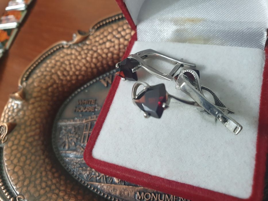 Шикарный комплект для девушки