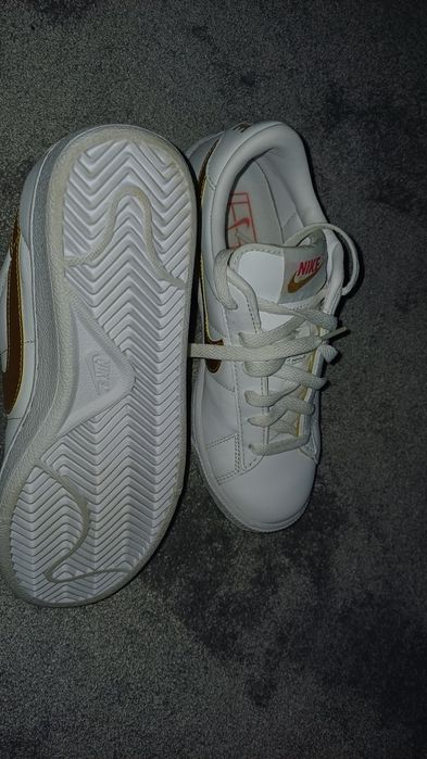 Adidași fete Nike