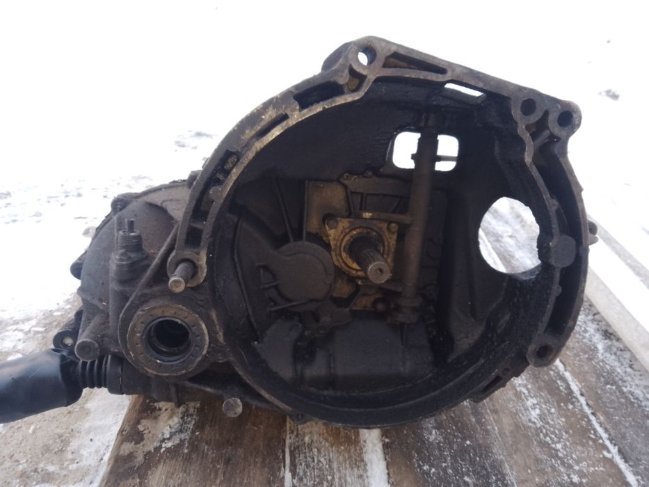 Коробка передач (КПП) ваз 2114