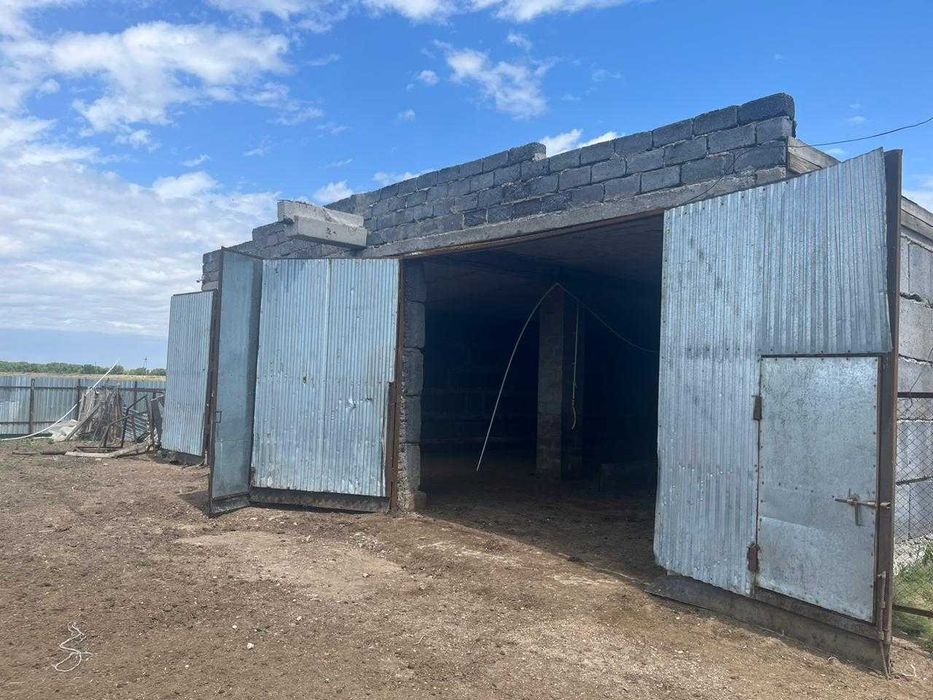 Животноводческая база