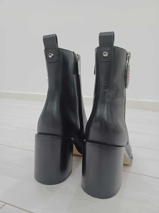 Cizme Michael Kors cu logo NOU cu eticheta