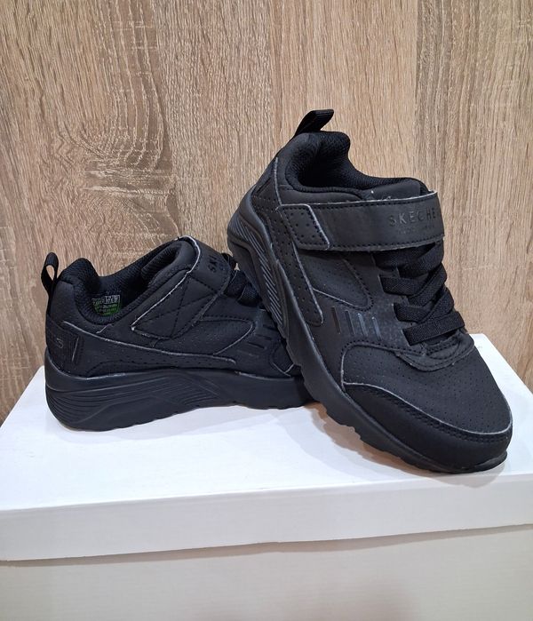 Детски маратонки Skechers Uno Lite