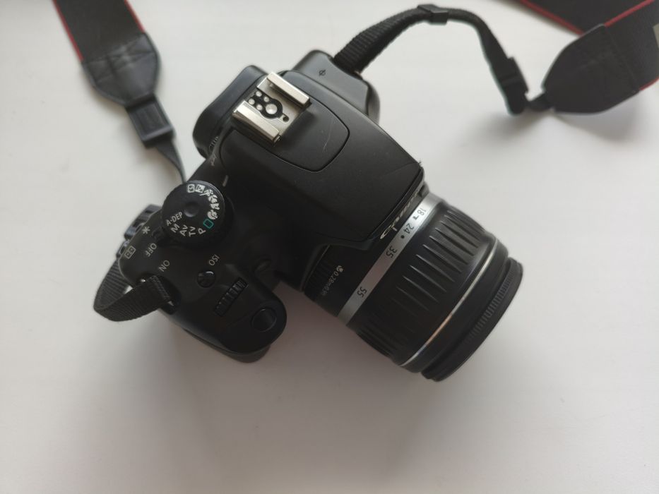 Зеркальная камера Canon EOS 1000D