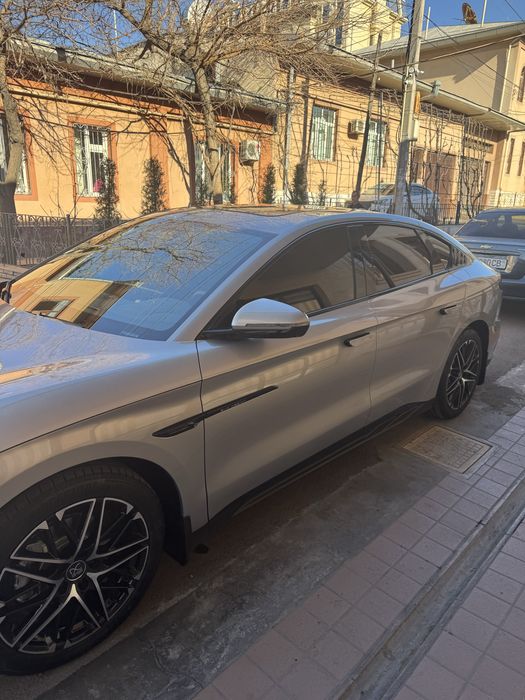 Byd han 635 km xolodilnik massaj srochno sotiladi